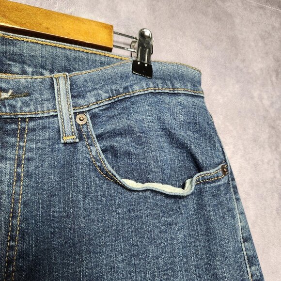 Levis 505 Jeans Mens 34x30 Blue Denim Straight Leg Regular Fit Classic Zip Fly‎ - Picture 11 of 16